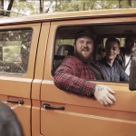 White Flag Harmonies: Den fortabte søn vender hjem