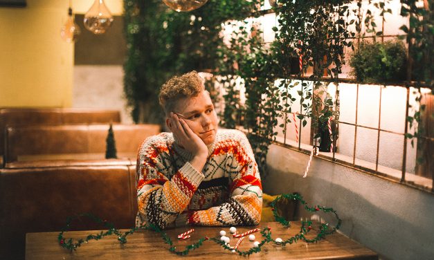 Emil Otto ønsker os en blå jul