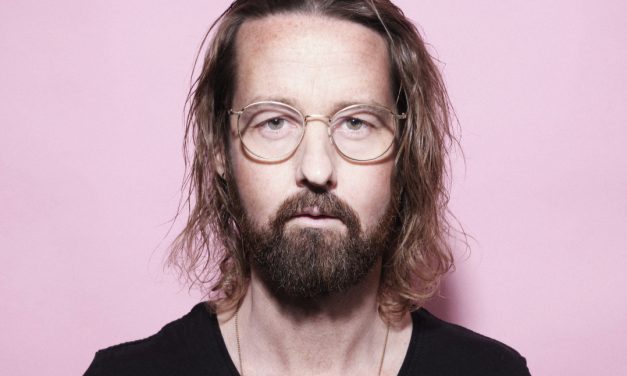 Anders Riis – Revolutionen begynder nu (måske)