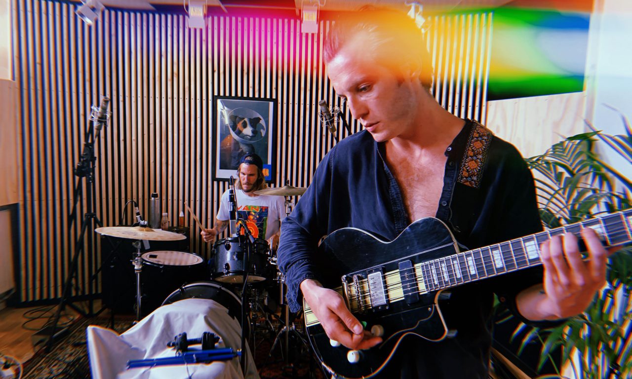 Twin Dive: Kom nu, Amerika, for fanden