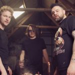 Diplomatic Immunity udgiver kraftfuld ny single og tager publikum med storm